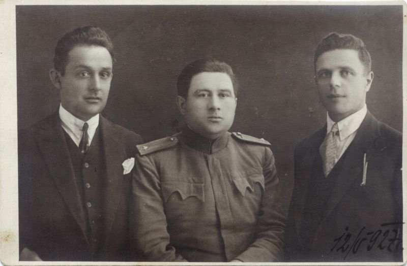 Branislav M. Trifunovic i Milan M. Trifunovic, ~1925.