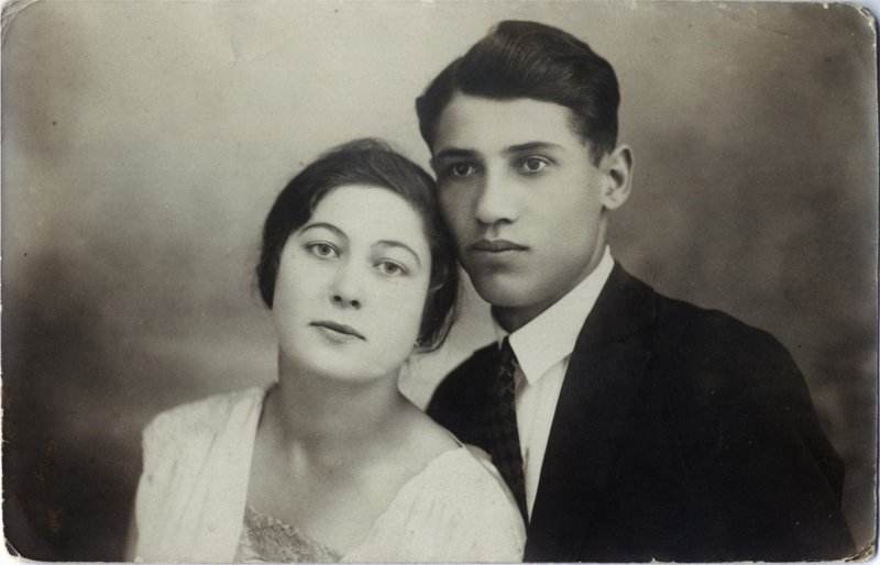 Radmila Mladenović i Dragomir Niketić, ~1927.
